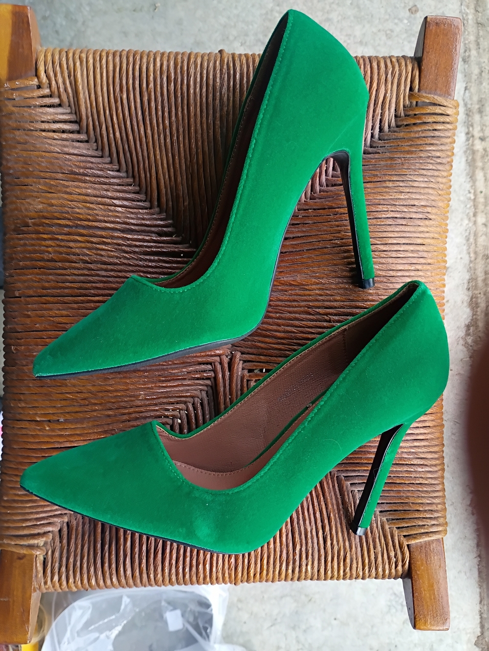 Green Pointed-Toe High Heels - Women's Elegant Pumps
